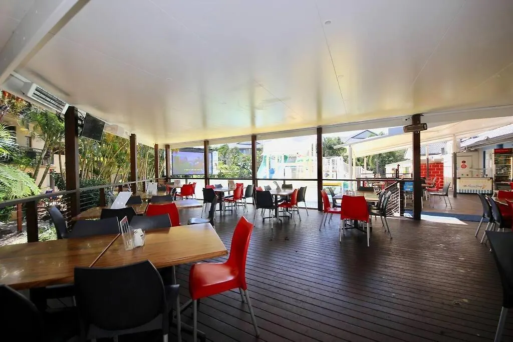 Turtle Beach 250 Gold Coast Apartment
